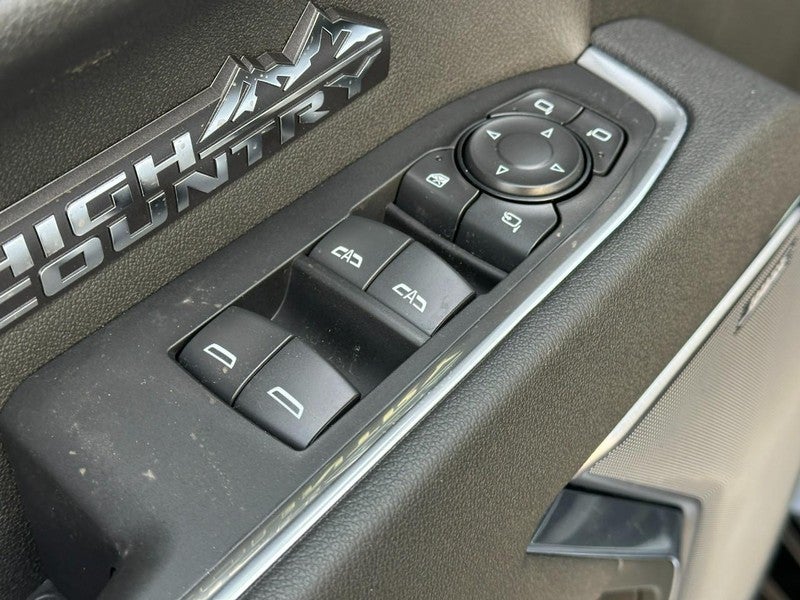 2026 Chevrolet Silverado 1500 4WD Crew Cab 147" High Country