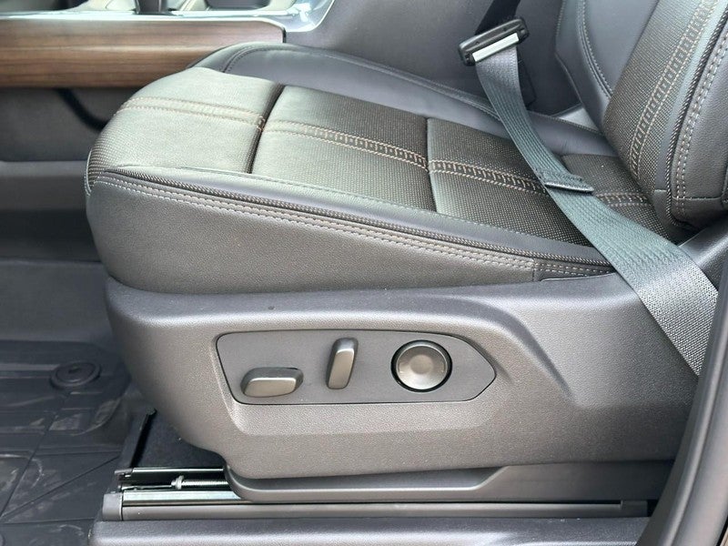 2026 Chevrolet Silverado 1500 4WD Crew Cab 147" High Country