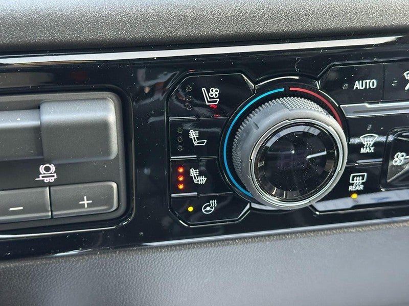 2026 Chevrolet Silverado 1500 4WD Crew Cab 147" High Country