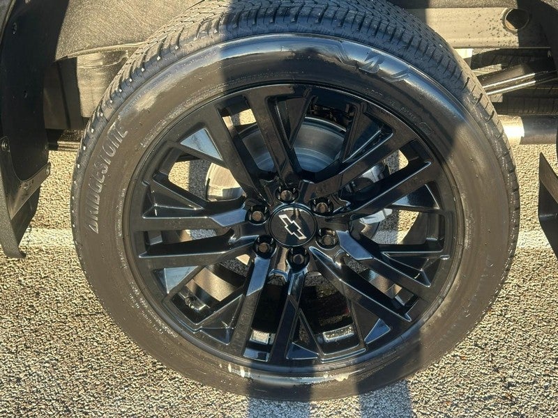 2026 Chevrolet Silverado 1500 4WD Crew Cab 147" High Country