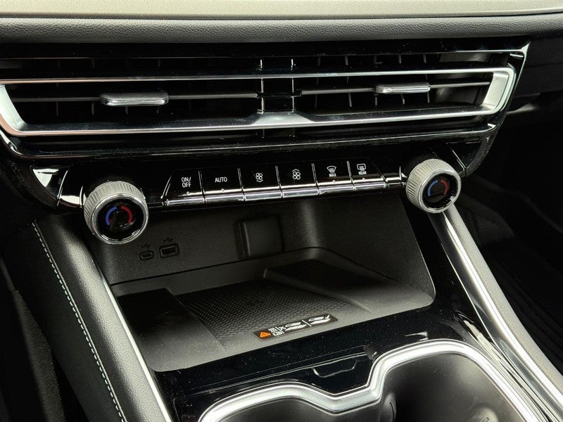 2026 Chevrolet Traverse FWD 4dr LT w/1LT