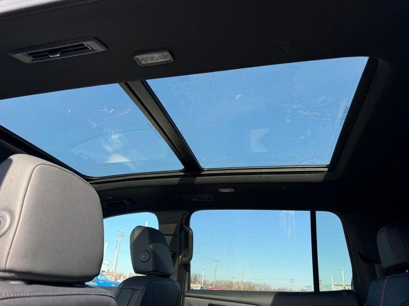 2026 Chevrolet Traverse AWD 4dr RS w/2RS