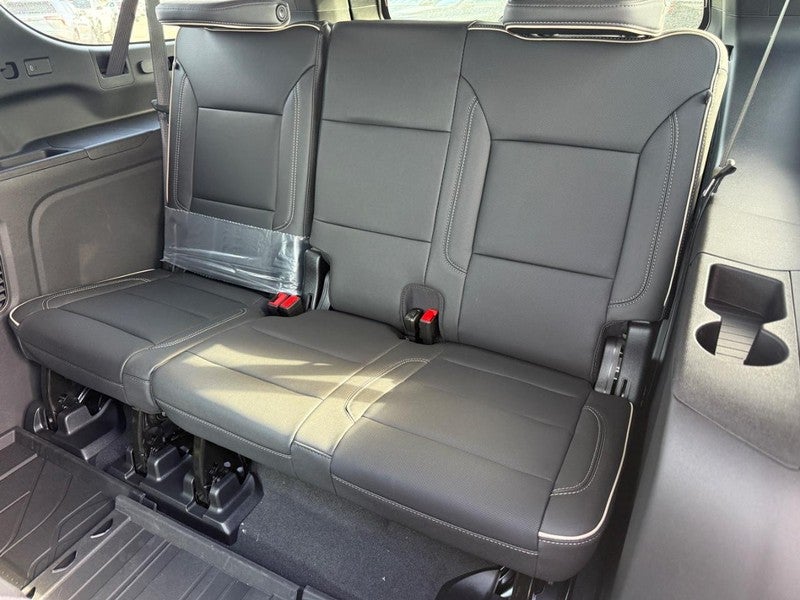 2026 Chevrolet Suburban 4WD 4dr Premier