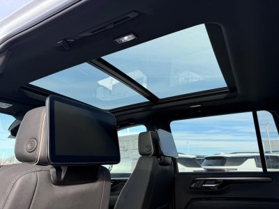 2026 Chevrolet Suburban 4WD 4dr Premier