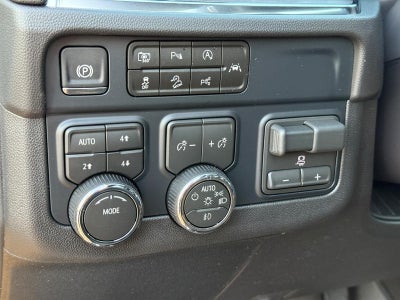 2026 Chevrolet Suburban 4WD 4dr Premier