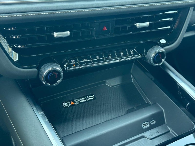 2026 Chevrolet Tahoe 4WD 4dr Premier