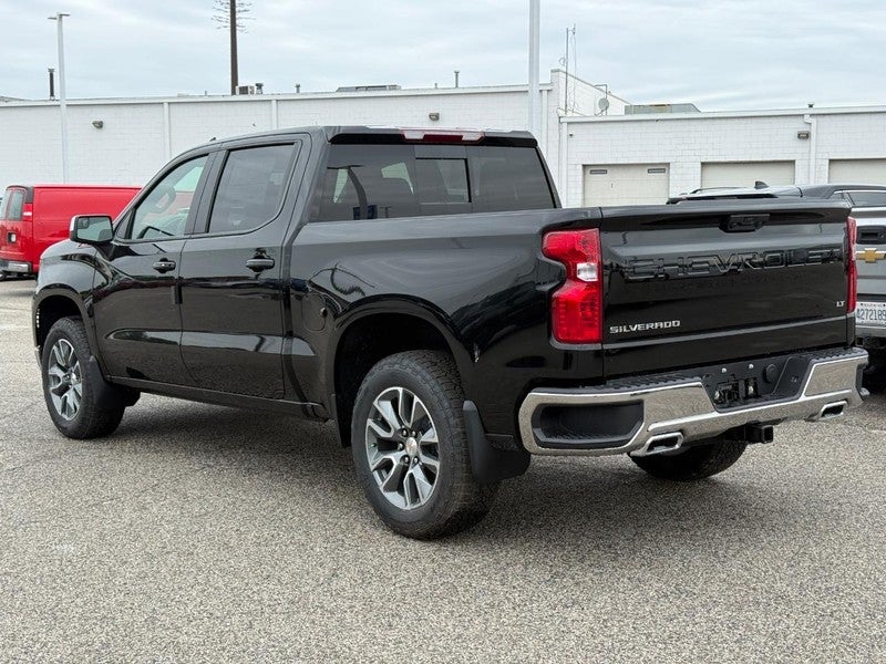 2026 Chevrolet Silverado 1500 4WD Crew Cab 147" LT w/1LT