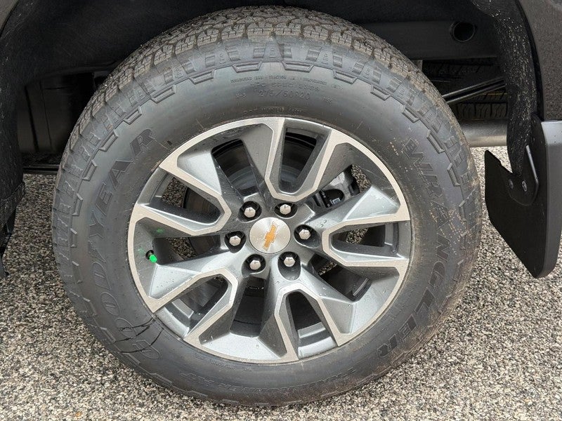 2026 Chevrolet Silverado 1500 4WD Crew Cab 147" LT w/1LT