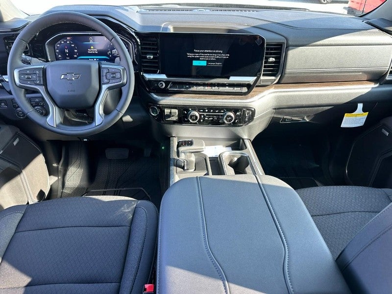 2026 Chevrolet Silverado 1500 4WD Crew Cab 147" RST