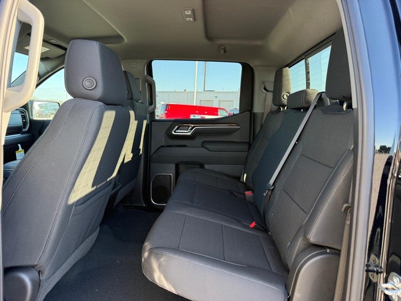 2026 Chevrolet Silverado 1500 4WD Crew Cab 147" RST