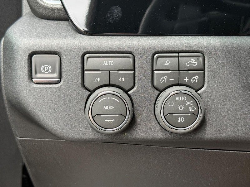 2026 Chevrolet Silverado 1500 4WD Crew Cab 147" LTZ