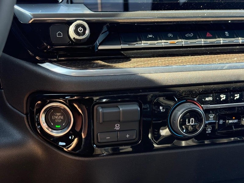 2026 Chevrolet Silverado 1500 2WD Crew Cab 147" RST