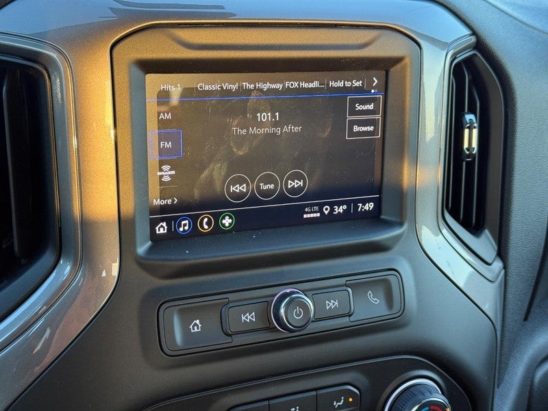 2026 Chevrolet Silverado 1500 4WD Crew Cab 147" Custom