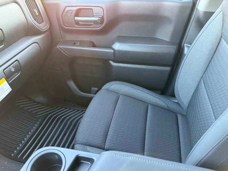 2026 Chevrolet Silverado 1500 4WD Crew Cab 147" Custom