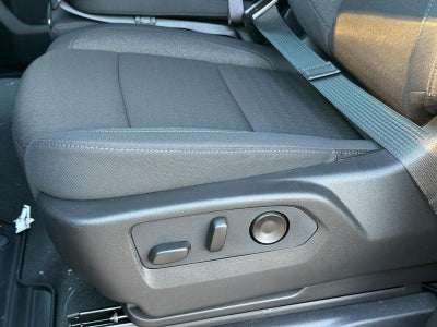 2026 Chevrolet Silverado 1500 4WD Crew Cab 147" Custom