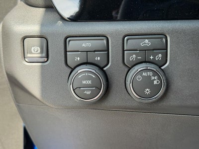 2026 Chevrolet Silverado 1500 4WD Crew Cab 147" LT w/1LT
