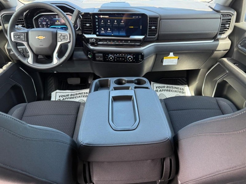 2026 Chevrolet Silverado 1500 4WD Crew Cab 147" LT w/1LT
