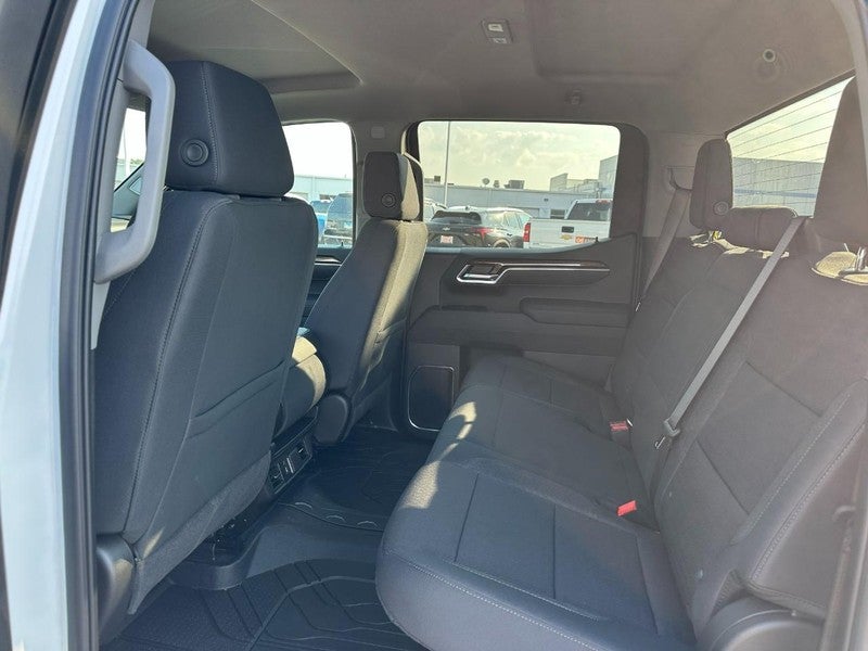 2025 Chevrolet Silverado 1500 4WD Crew Cab 147" RST