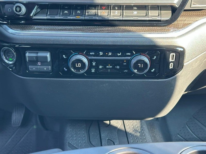 2025 Chevrolet Silverado 1500 4WD Crew Cab 147" RST