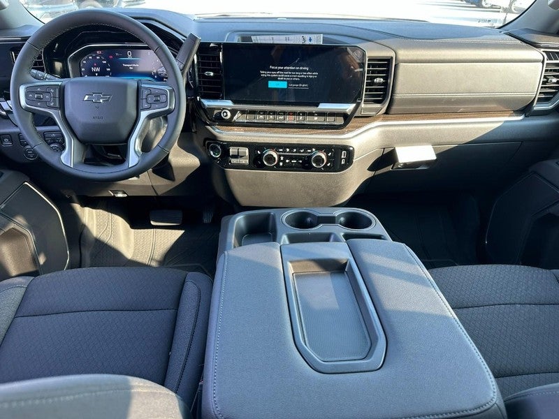 2025 Chevrolet Silverado 1500 4WD Crew Cab 147" RST