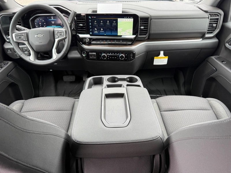 2026 Chevrolet Silverado 1500 4WD Crew Cab 147" RST