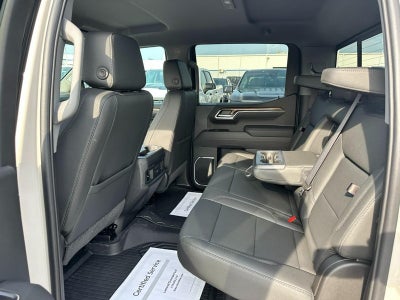 2026 Chevrolet Silverado 1500 4WD Crew Cab 157" RST