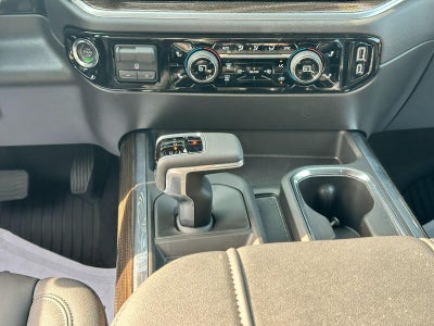 2026 Chevrolet Silverado 1500 4WD Crew Cab 157" RST
