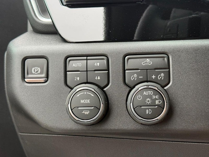 2026 Chevrolet Silverado 1500 4WD Crew Cab 147" LT Trail Boss