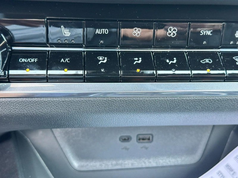 2027 Chevrolet Equinox FWD 4dr LT w/1LT