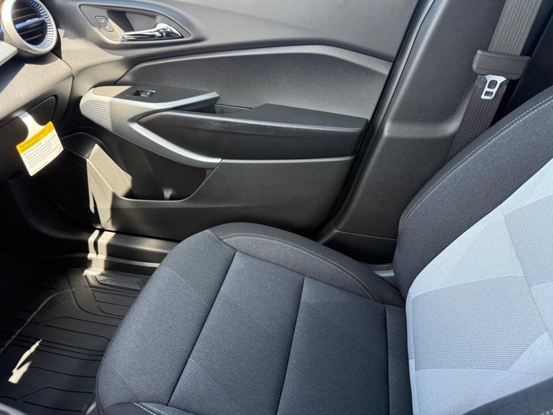 2026 Chevrolet Trax FWD 4dr LS