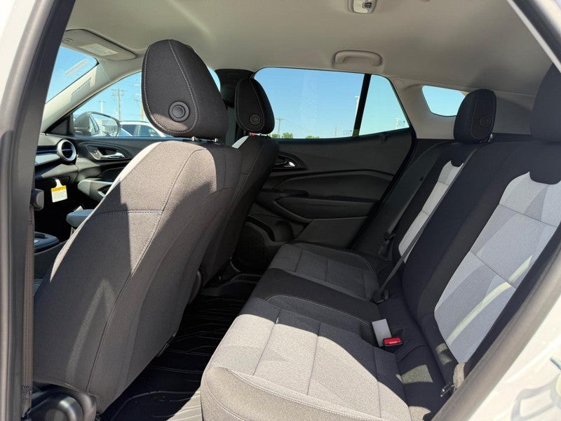 2026 Chevrolet Trax FWD 4dr LS