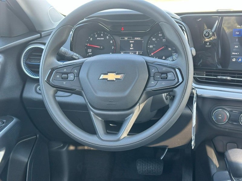 2026 Chevrolet Trax FWD 4dr LS