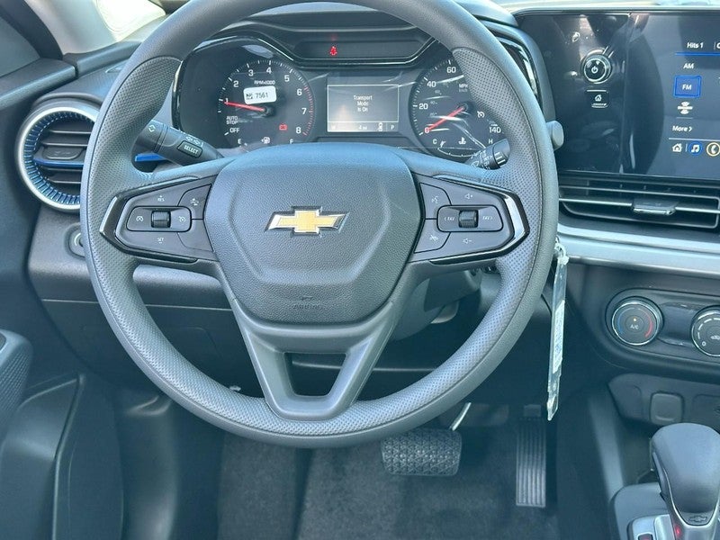 2026 Chevrolet Trax FWD 4dr LS