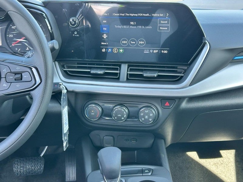 2026 Chevrolet Trax FWD 4dr LS