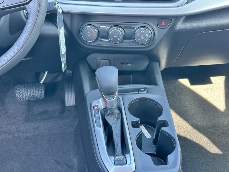 2026 Chevrolet Trax FWD 4dr LS