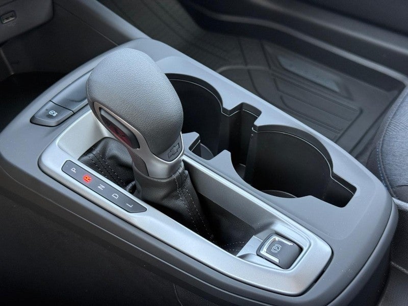 2026 Chevrolet Trax FWD 4dr LS