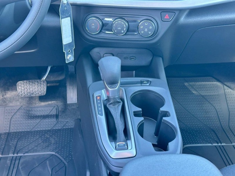 2026 Chevrolet Trax FWD 4dr LS
