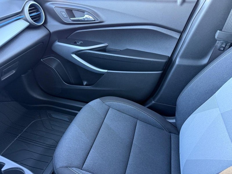 2026 Chevrolet Trax FWD 4dr LS