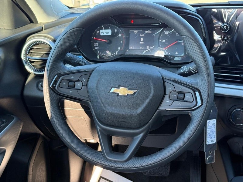 2026 Chevrolet Trax FWD 4dr LS