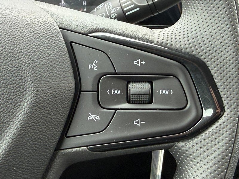 2026 Chevrolet Trax FWD 4dr LS