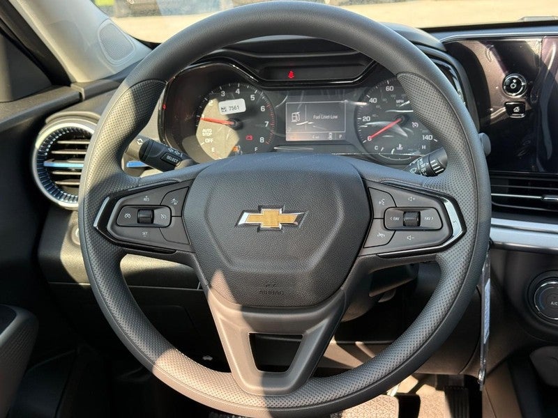 2026 Chevrolet Trax FWD 4dr LS