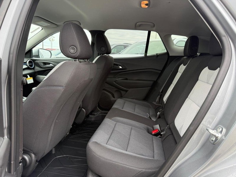 2026 Chevrolet Trax FWD 4dr LS