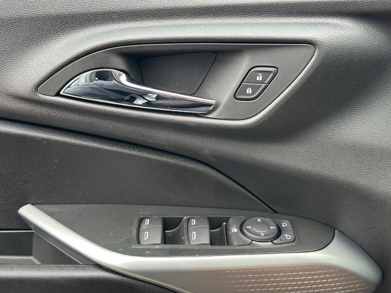 2026 Chevrolet Trax FWD 4dr LS