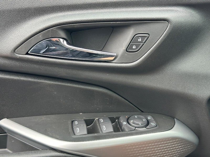 2026 Chevrolet Trax FWD 4dr LS