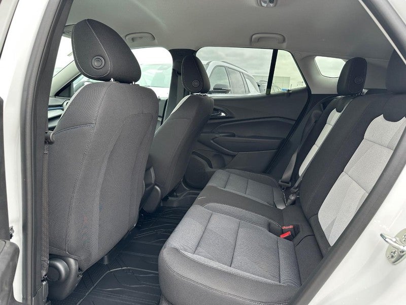 2026 Chevrolet Trax FWD 4dr LS