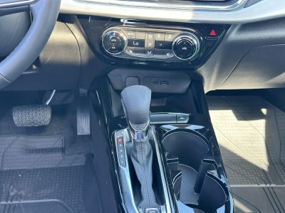 2026 Chevrolet Trax FWD 4dr LT