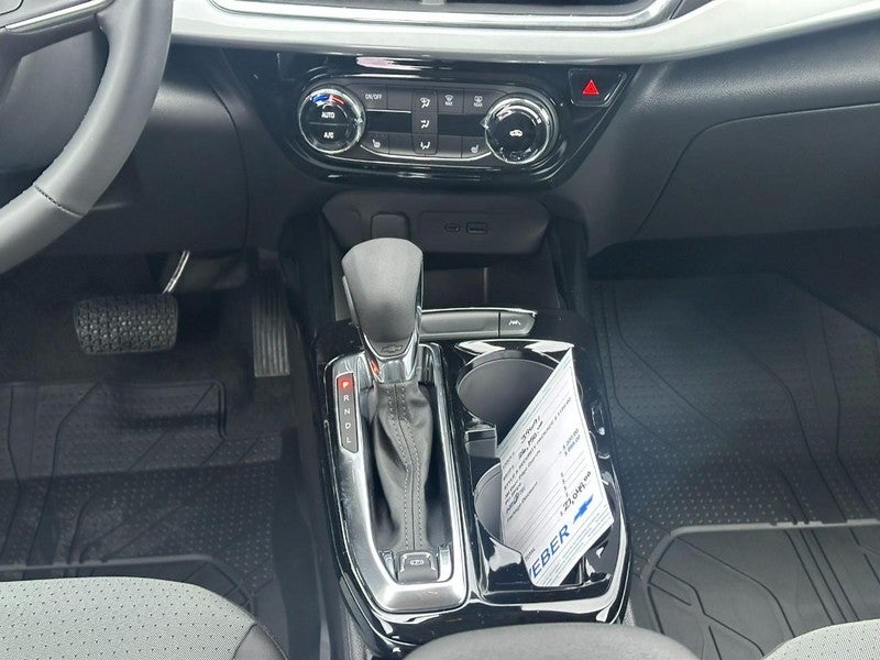 2026 Chevrolet Trax FWD 4dr LT