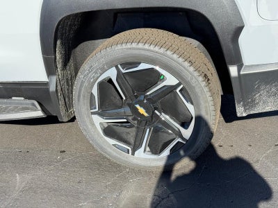 2026 Chevrolet Silverado EV e4WD Crew Cab Extended Range LT