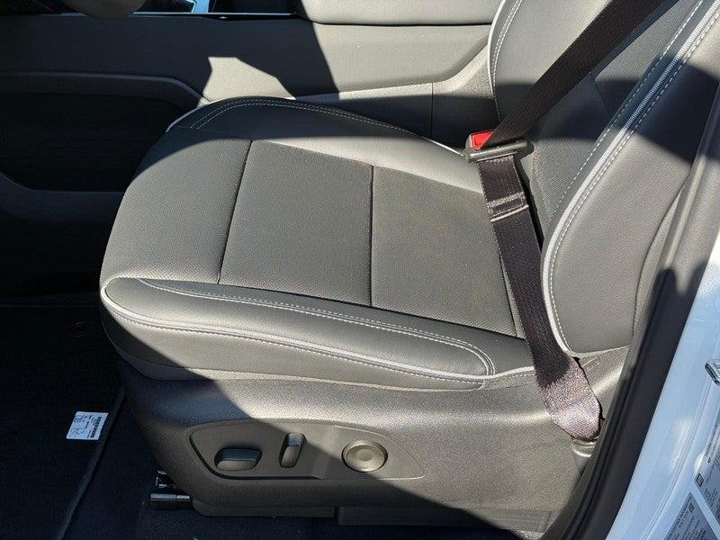 2026 Chevrolet Silverado EV e4WD Crew Cab Max Range LT