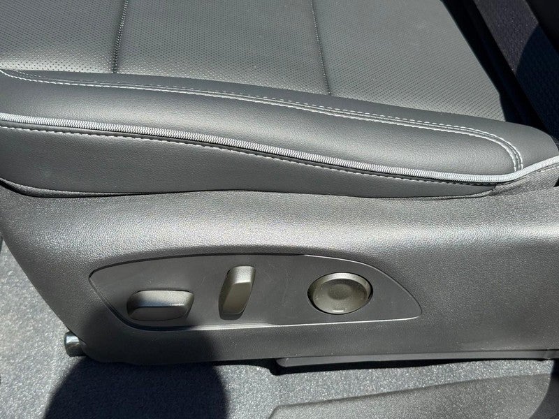 2026 Chevrolet Silverado EV e4WD Crew Cab Max Range LT